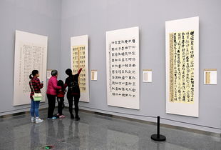 參觀清廉四川文藝創(chuàng)作工程作品展 我校黨員干部職工作風(fēng)建設(shè)與文化藝術(shù)交流活動(dòng)紀(jì)實(shí)